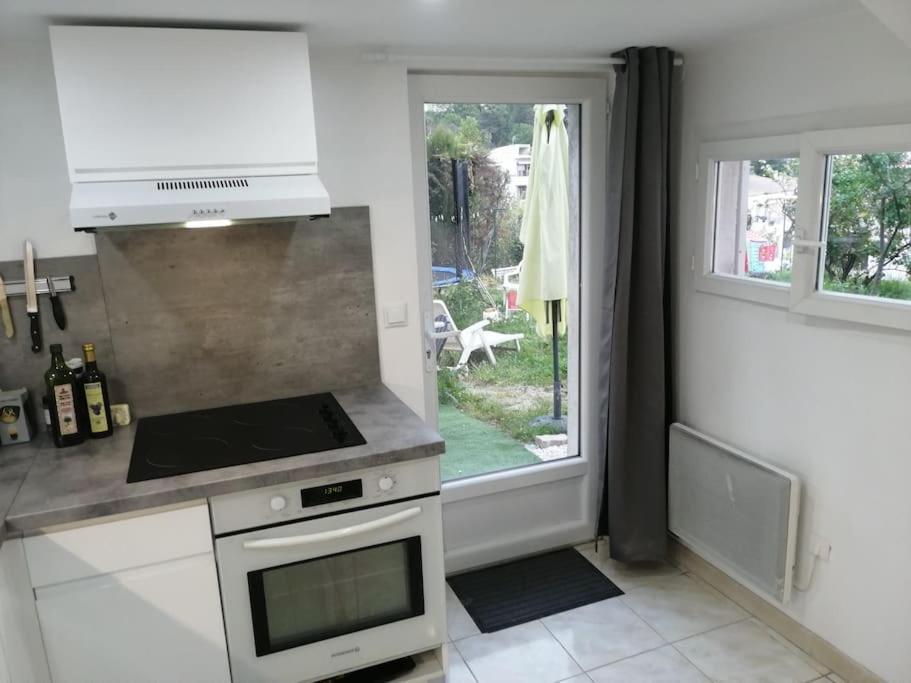 Appartement Aurore En Rez De Jardin Avec Parking Gratuit Vence Εξωτερικό φωτογραφία