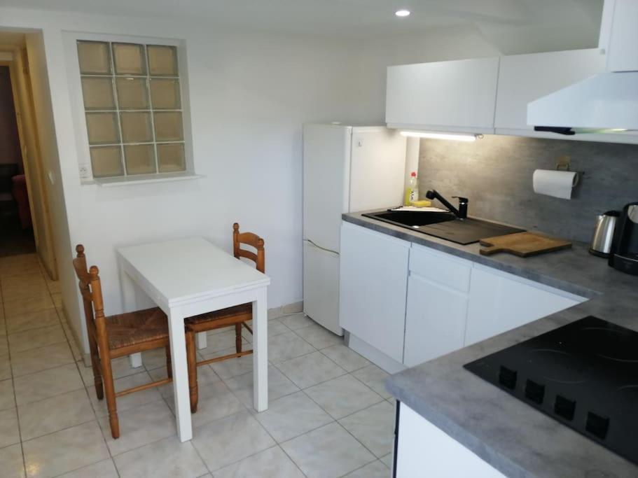 Appartement Aurore En Rez De Jardin Avec Parking Gratuit Vence Εξωτερικό φωτογραφία