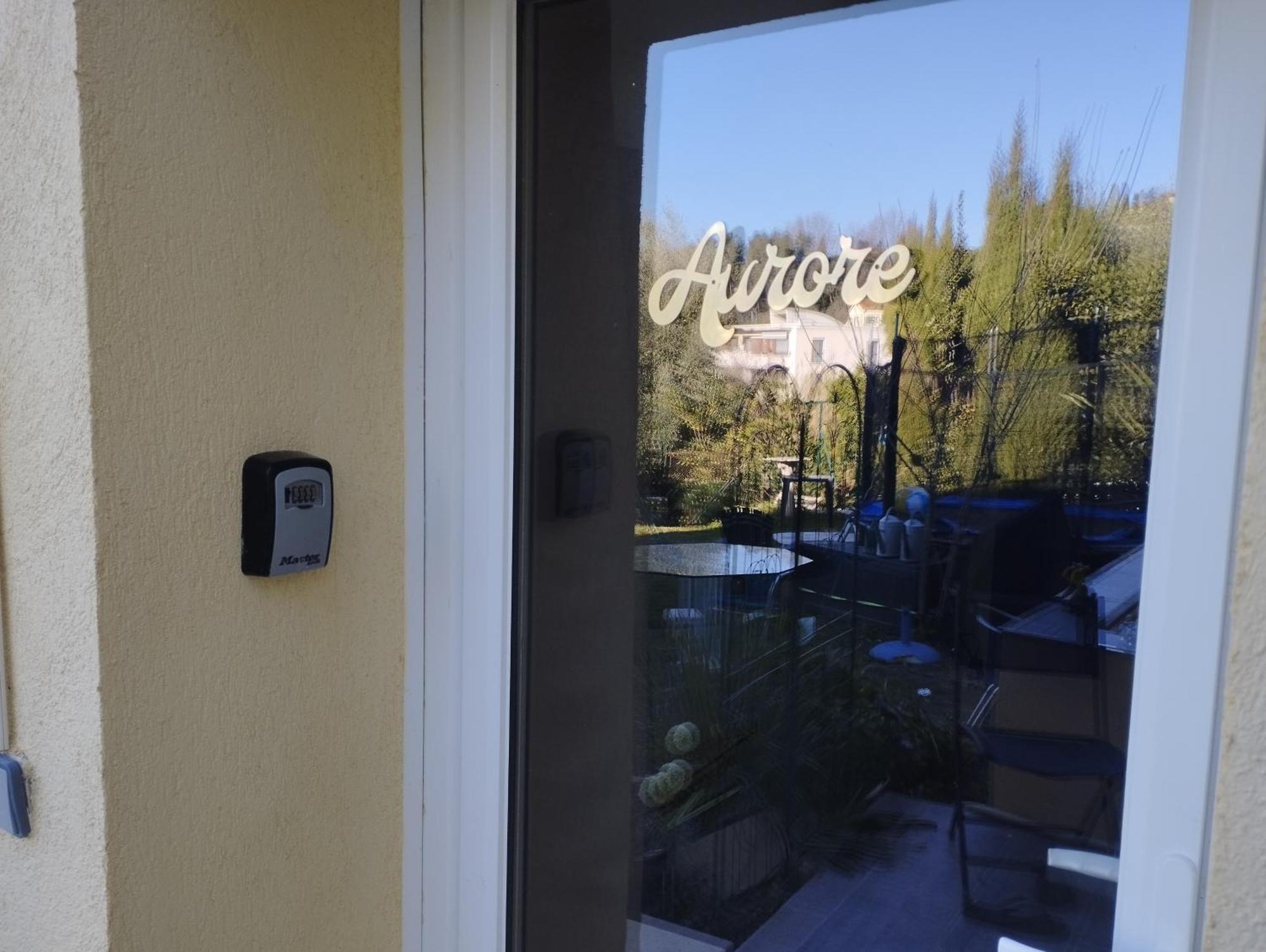 Appartement Aurore En Rez De Jardin Avec Parking Gratuit Vence Εξωτερικό φωτογραφία